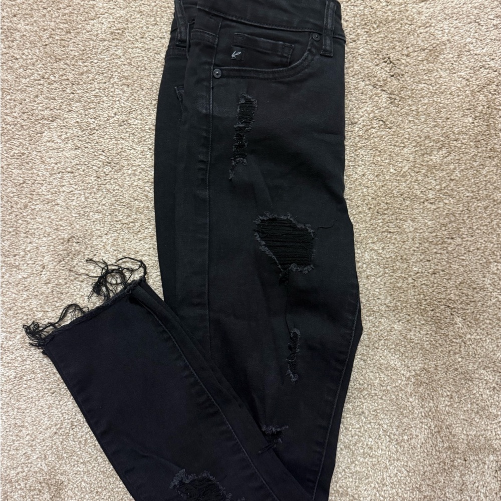 KanCan Women's Black Ripped Skinny Jeans